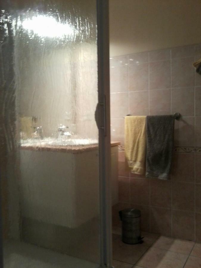 La Roche Bed and Breakfast Saint-Etienne-en-Cogles Exterior foto