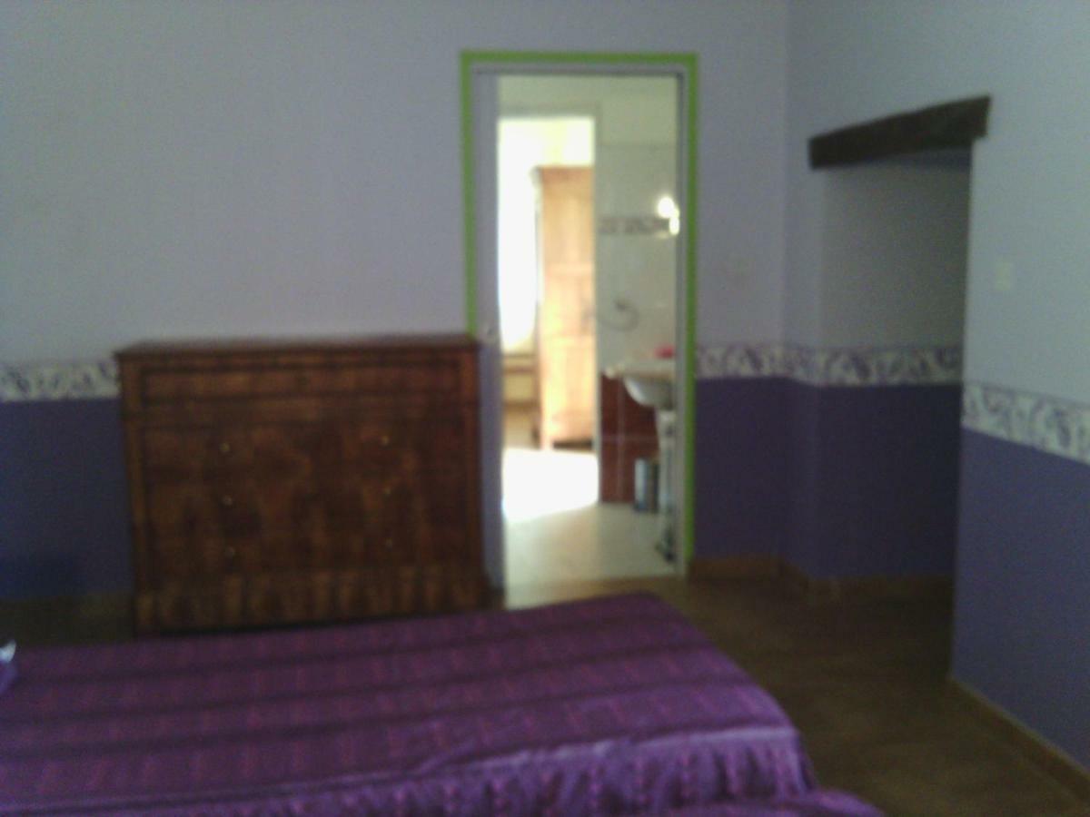La Roche Bed and Breakfast Saint-Etienne-en-Cogles Exterior foto