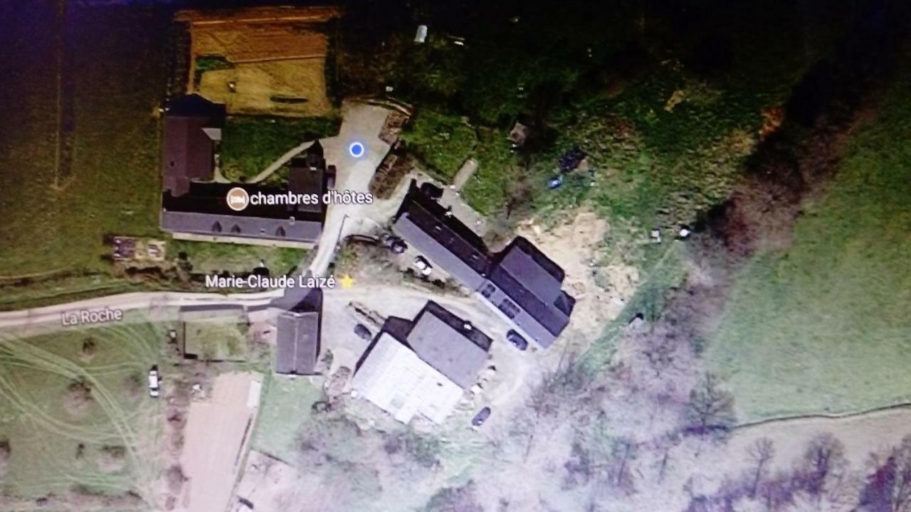 La Roche Bed and Breakfast Saint-Etienne-en-Cogles Exterior foto