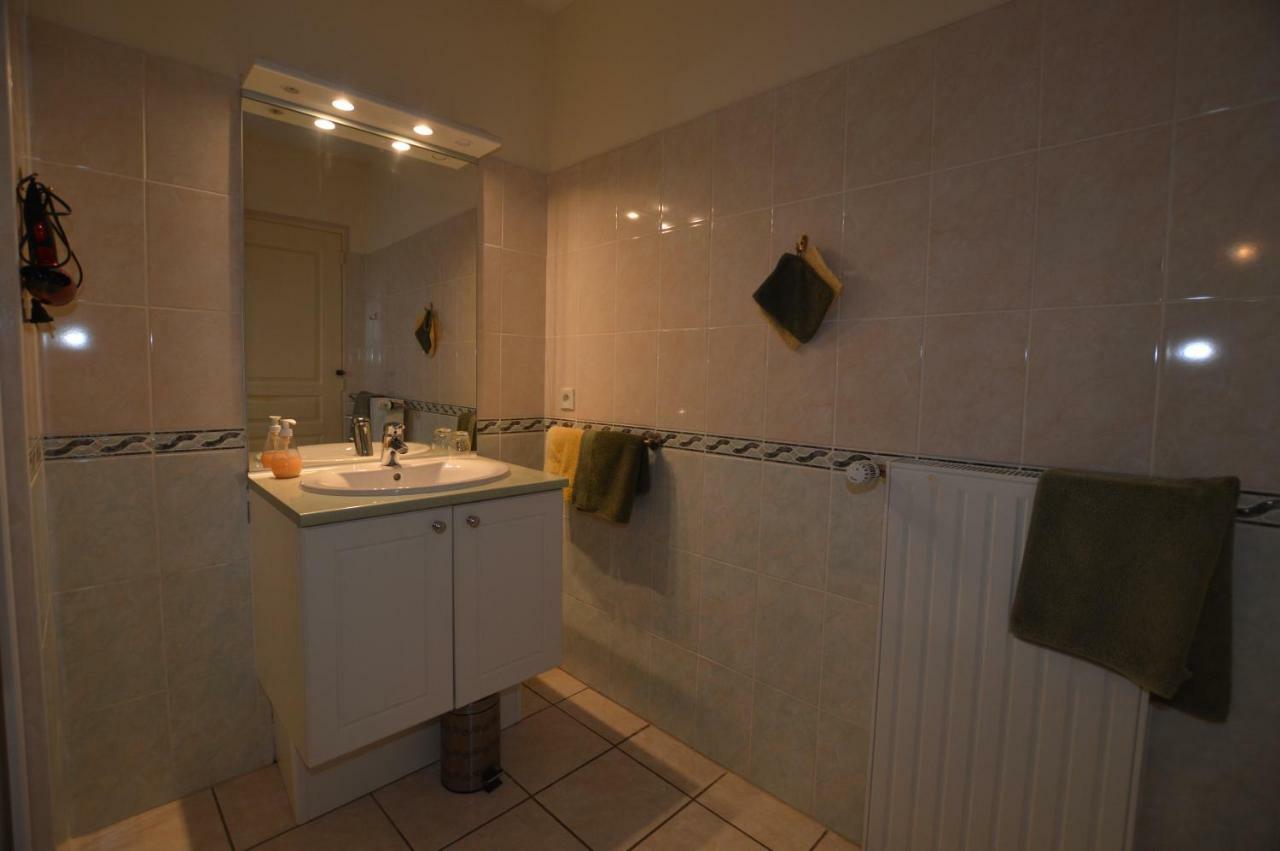 La Roche Bed and Breakfast Saint-Etienne-en-Cogles Exterior foto